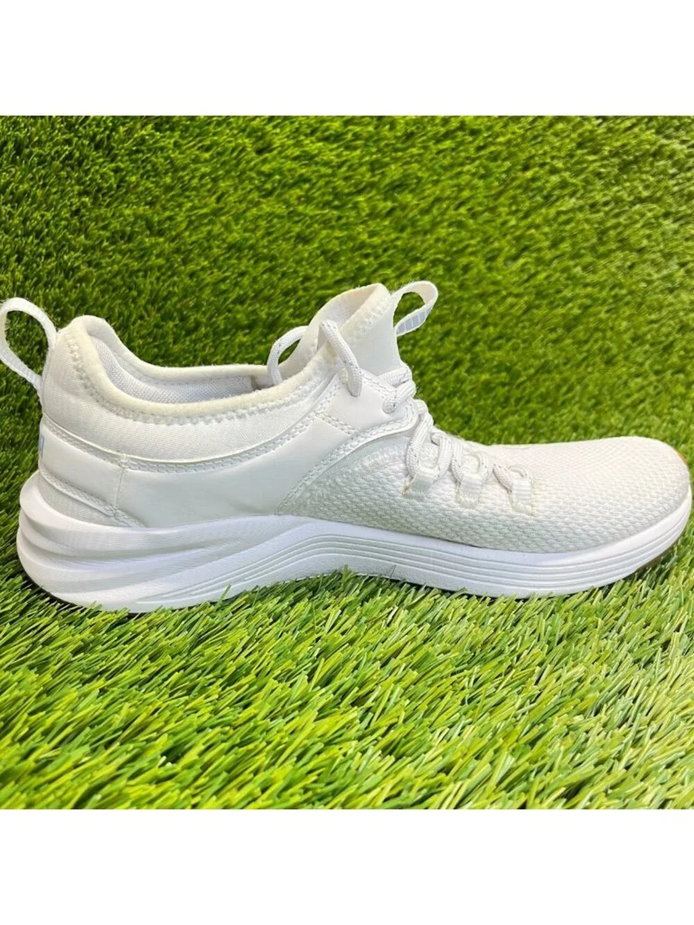 Puma Starla 2 Womens Size 8 White Blue Athletic Running Training Shoes Sneakers